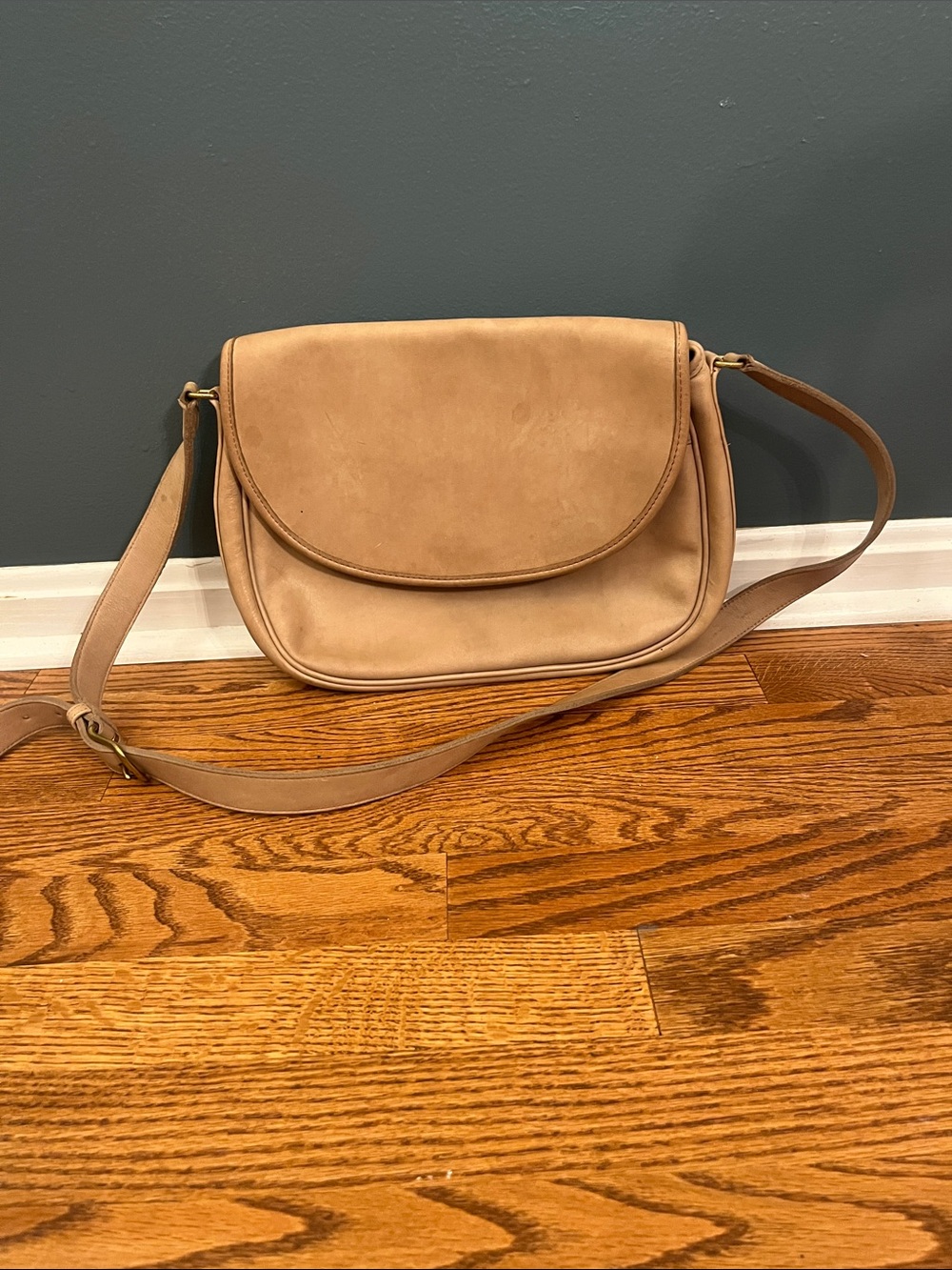 Coach Sonoma Vintage Nubuck Soft Large Bucket (Style No. 4943) with COA